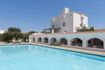 Swimming pool at Masseria il Melograno in Monopoli